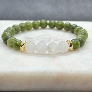 Green / White Jade Healing Crystal Bracelet